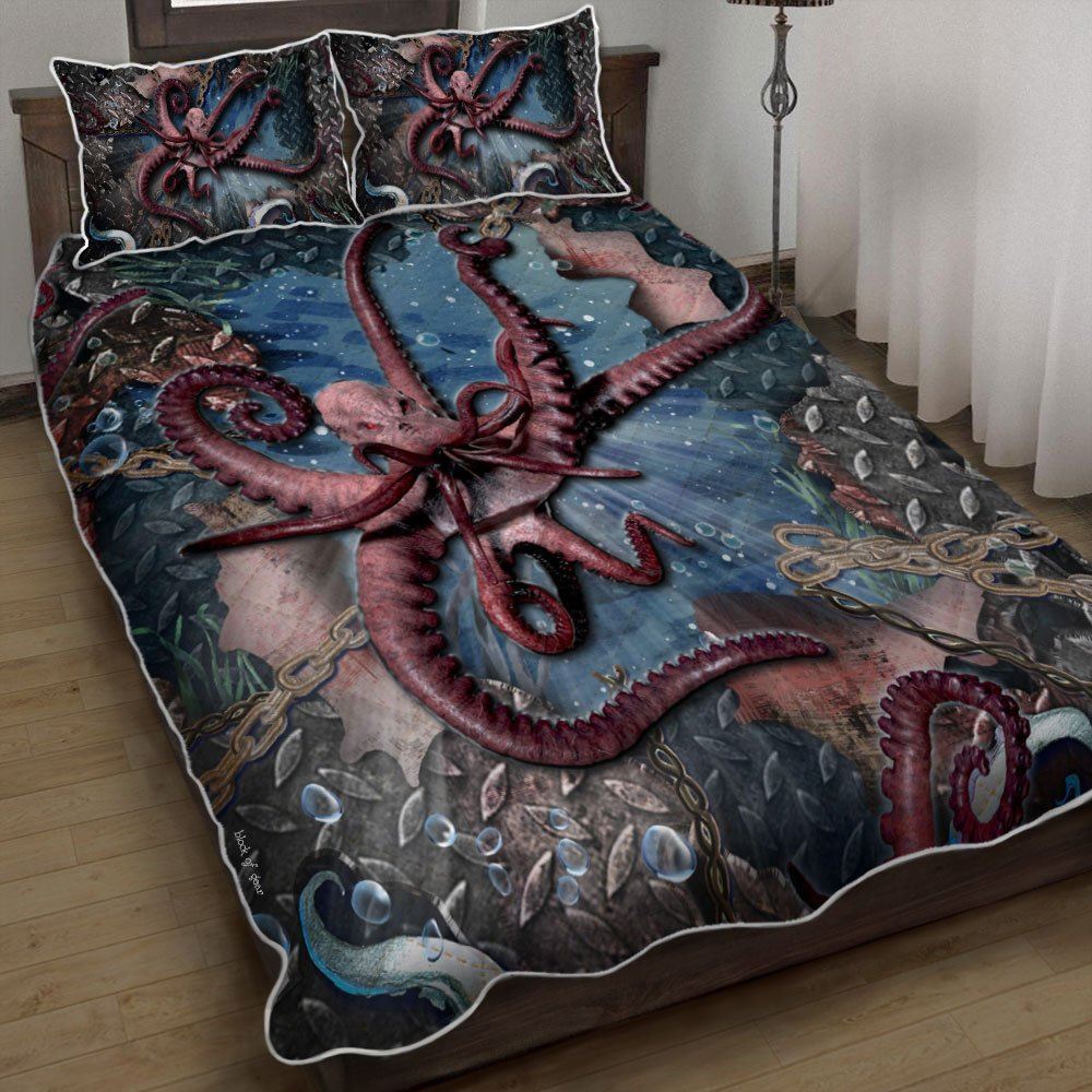 Angry Octopus Breaking Ship Quilt Bedding Set