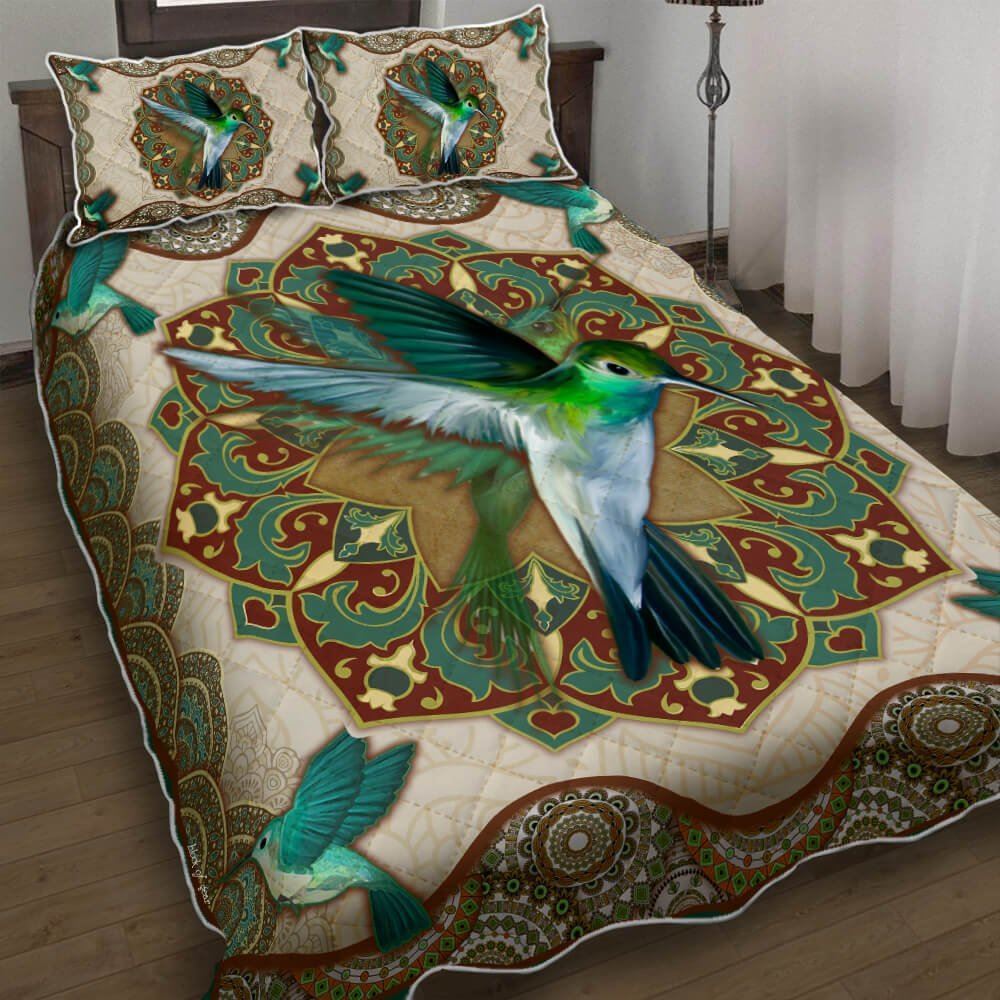 Beautiful Hummingbird Quilt Bedding Set
