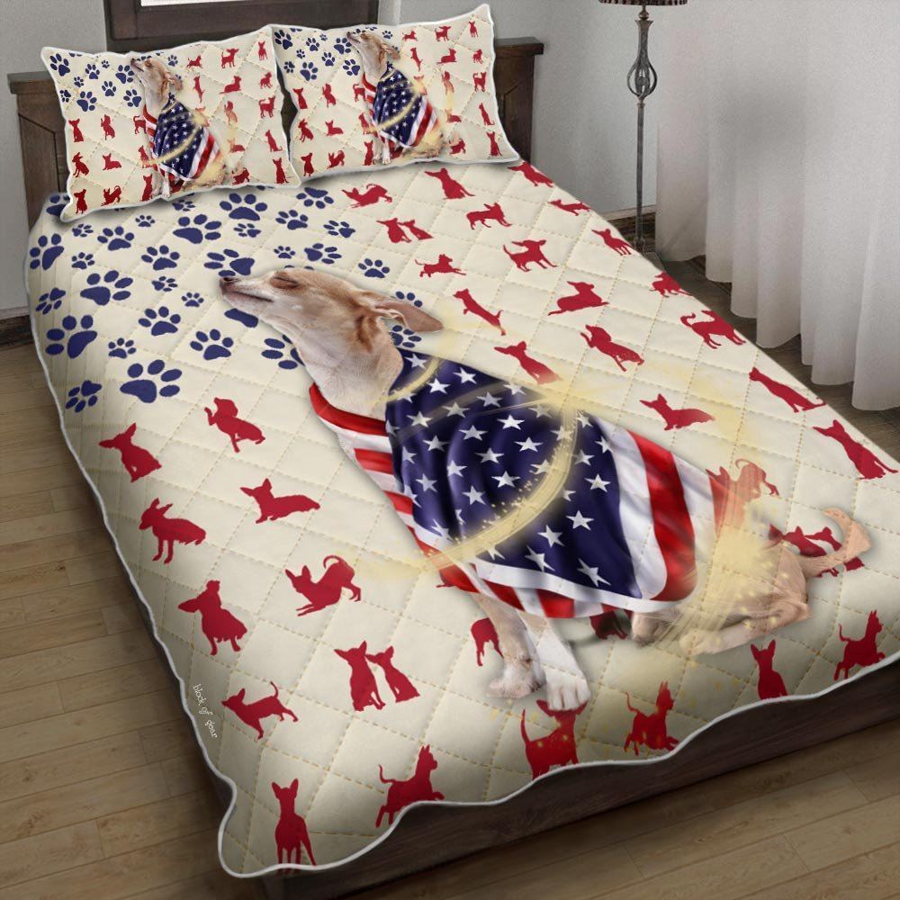 Chihuahua Dog Wrapped In Glory Quilt Bedding Set