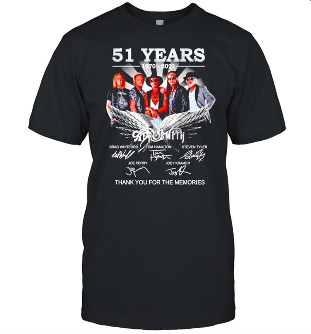 51 Years 1970-2021 Aerosmith Signatures Shirt Classic Mens T Shirt