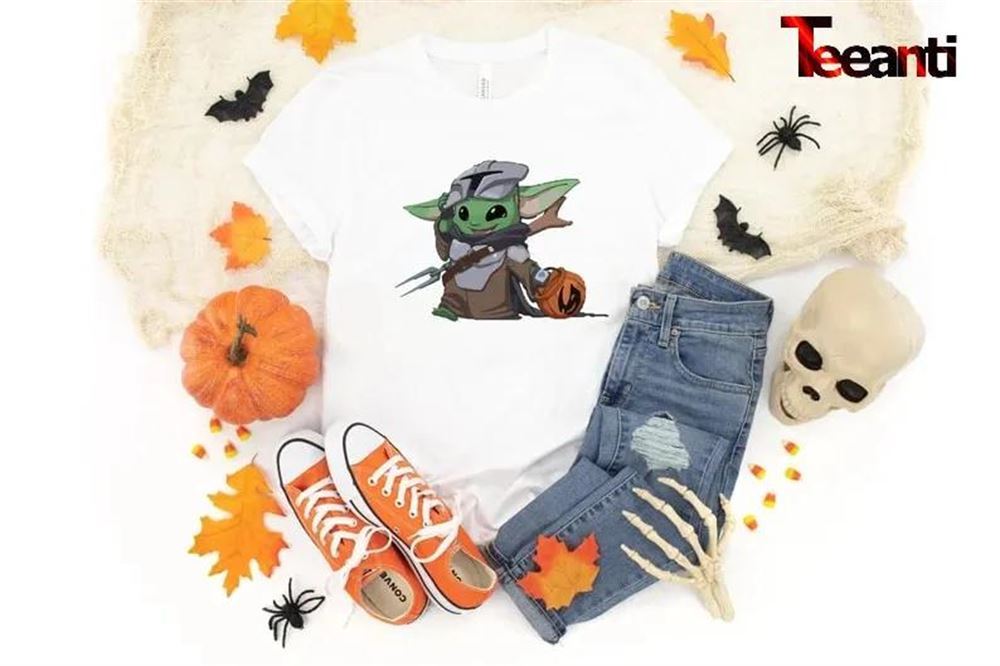 Baby Yoda Halloween T-shirt