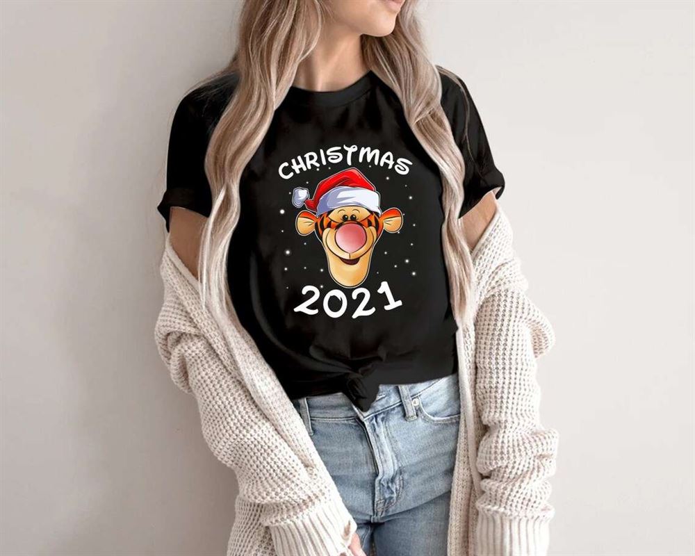 Christmas 2021 Tiger Santa Hat Christmas Holiday Shirt